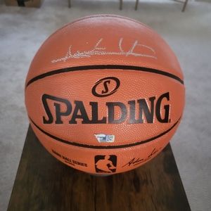 Autographed Detroit Pistons Isiah Thomas Basketball